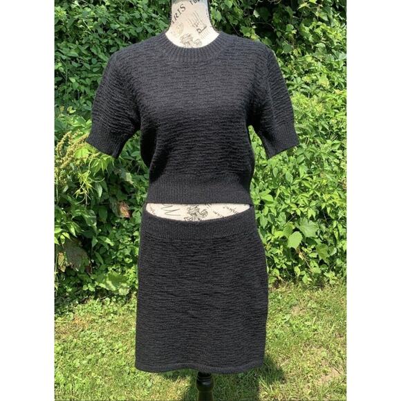 NWT Rylee Anns M/L short sleeve super soft black knit dress with middle cutout - Picture 6 of 12